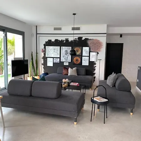 Ebli Corner Holiday home *