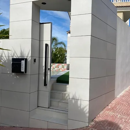 Ebli Corner
